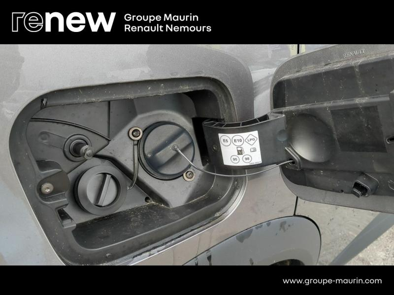 Photo 9 de l’annonce de RENAULT Captur d’occasion à vendre à SAINT PIERRE LES NEMOURS