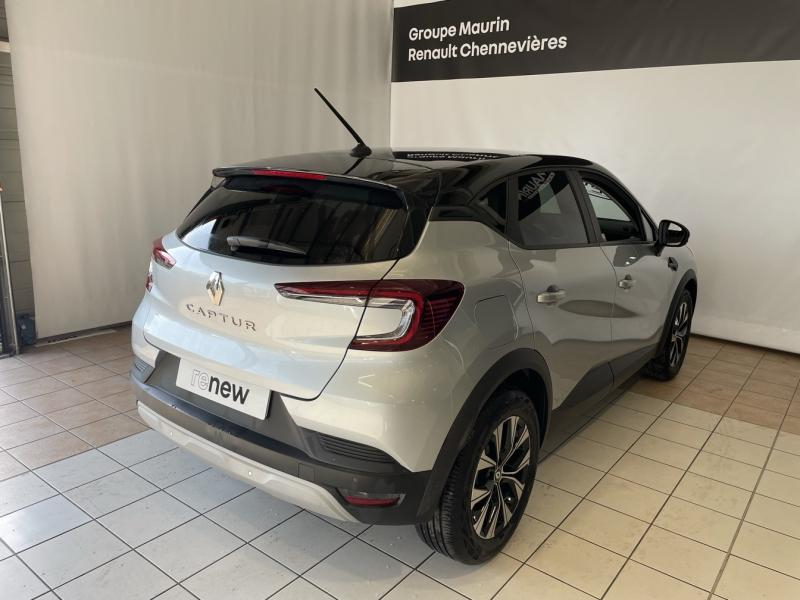 Photo 6 de l’annonce de RENAULT Captur d’occasion à vendre à CHENNEVIÈRES-SUR-MARNE