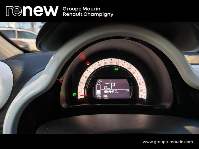 Photo 9 de l’annonce de RENAULT Twingo d’occasion à vendre à CHAMPIGNY-SUR-MARNE