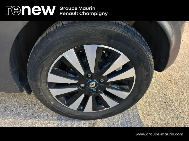 Photo 14 de l’annonce de RENAULT Twingo d’occasion à vendre à CHAMPIGNY-SUR-MARNE