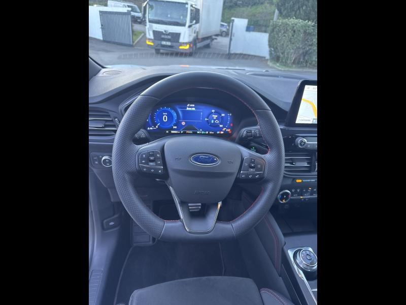Photo 10 de l’annonce de FORD Kuga d’occasion à vendre à TOULON