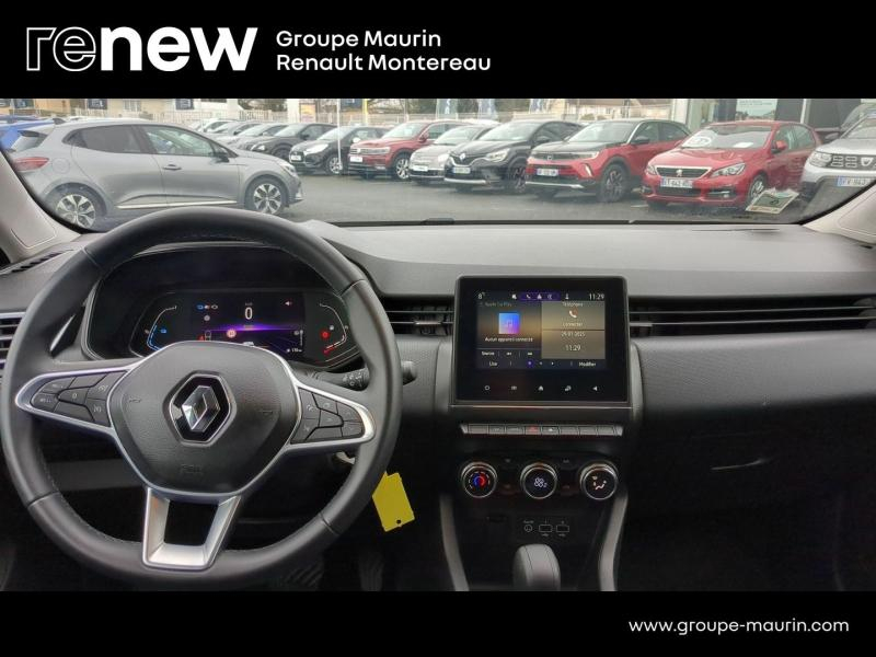 Photo 8 de l’annonce de RENAULT Clio d’occasion à vendre à VARENNES SUR SEINE