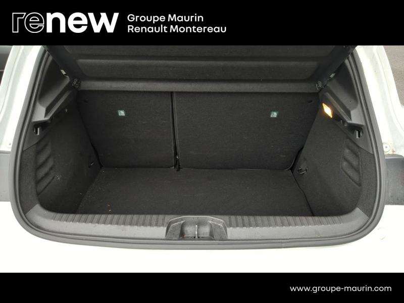 Photo 13 de l’annonce de RENAULT Clio d’occasion à vendre à VARENNES SUR SEINE