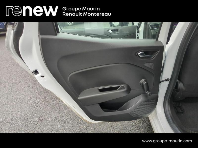 Photo 18 de l’annonce de RENAULT Clio d’occasion à vendre à VARENNES SUR SEINE