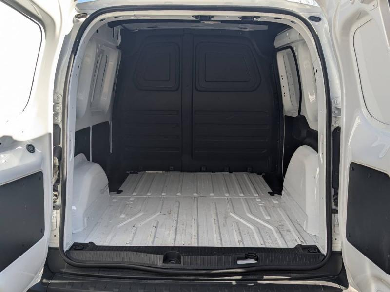 Photo 18 de l’annonce de RENAULT Kangoo Van d’occasion à vendre à AIX-EN-PROVENCE