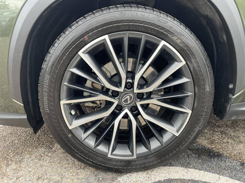 Photo 9 de l’annonce de LEXUS NX d’occasion à vendre à MONTFAVET