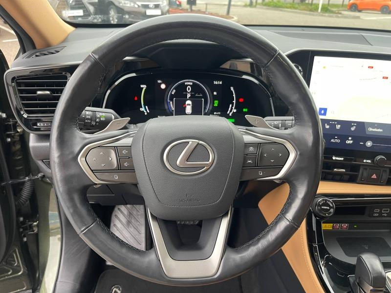 Photo 17 de l’annonce de LEXUS NX d’occasion à vendre à MONTFAVET
