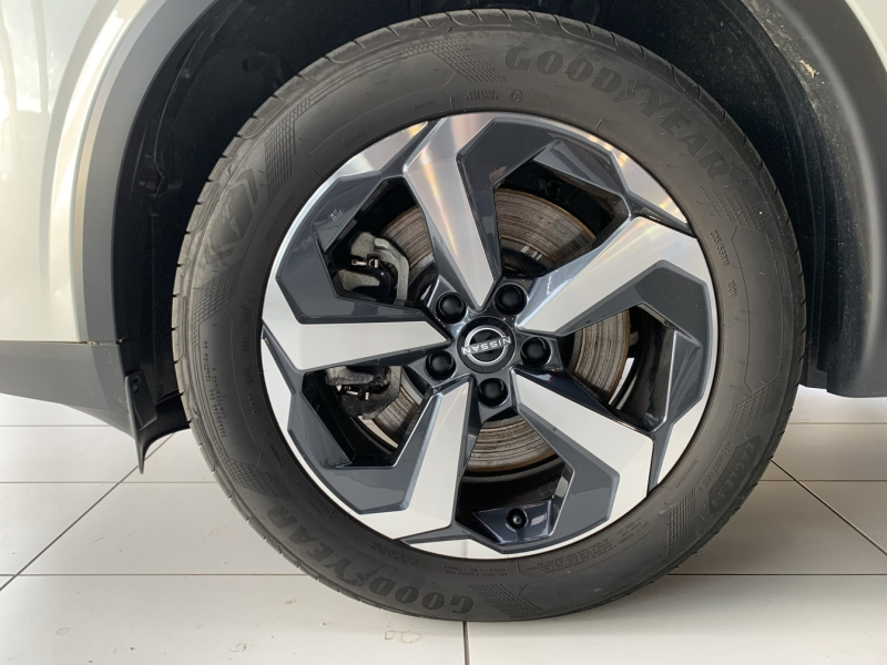 Photo 20 de l’annonce de NISSAN Qashqai d’occasion à vendre à ANNEMASSE