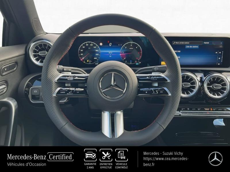 Photo 9 de l’annonce de MERCEDES-BENZ Classe A d’occasion à vendre à BELLERIVE-SUR-ALLIER