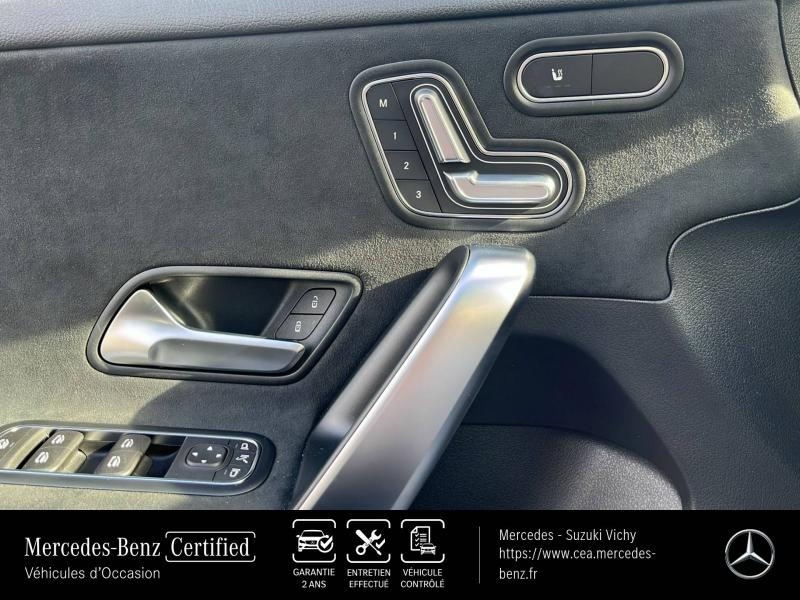 Photo 14 de l’annonce de MERCEDES-BENZ Classe A d’occasion à vendre à BELLERIVE-SUR-ALLIER