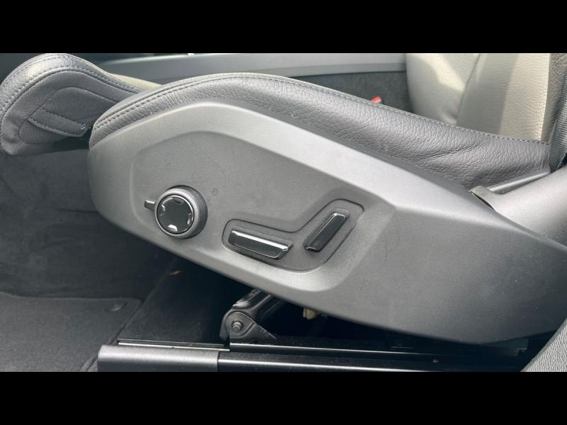 Photo 14 de l’annonce de VOLVO XC60 d’occasion à vendre à TOULON