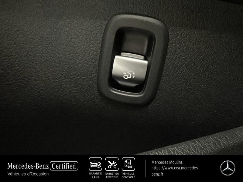 Photo 15 de l’annonce de MERCEDES-BENZ Classe C d’occasion à vendre à MONTLUÇON