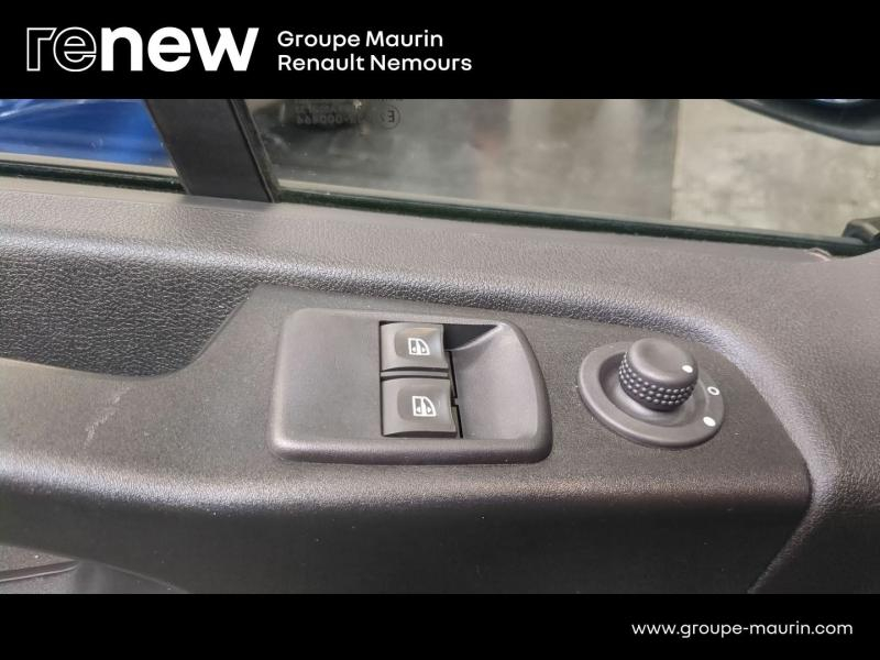 Photo 12 de l’annonce de RENAULT Trafic Fg VUL d’occasion à vendre à SAINT PIERRE LES NEMOURS