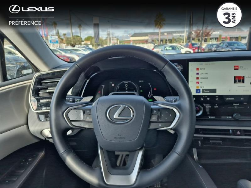 Photo 13 de l’annonce de LEXUS RX d’occasion à vendre à LATTES