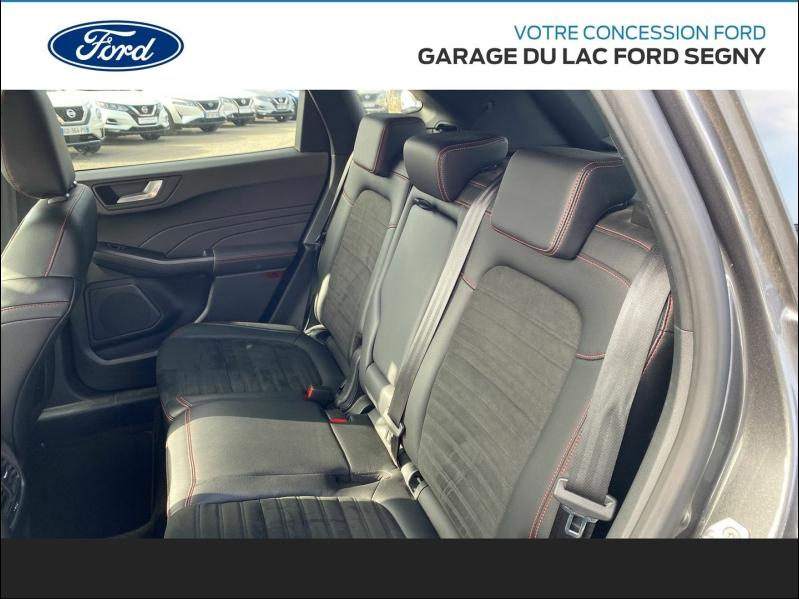 Photo 11 de l’annonce de FORD Kuga d’occasion à vendre à PAYS DE GEX