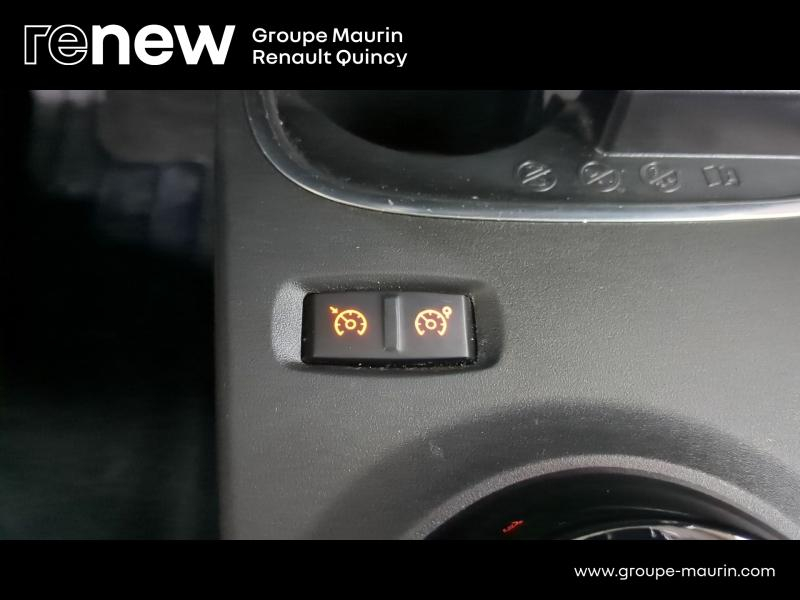 Photo 17 de l’annonce de RENAULT Twingo d’occasion à vendre à QUINCY-SOUS-SÉNART