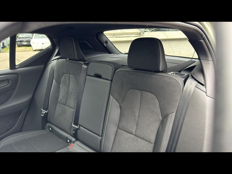 Photo 6 de l’annonce de VOLVO XC40 d’occasion à vendre à AIX-EN-PROVENCE