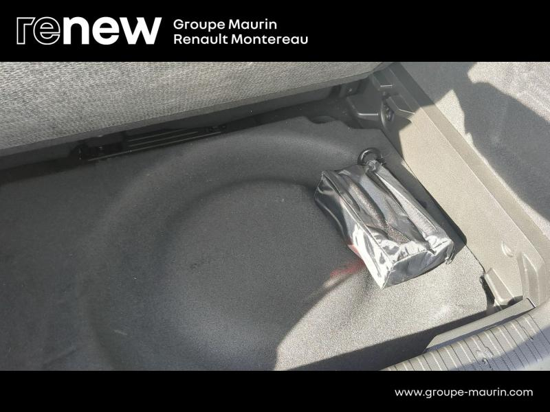 Photo 14 de l’annonce de RENAULT Captur d’occasion à vendre à VARENNES SUR SEINE