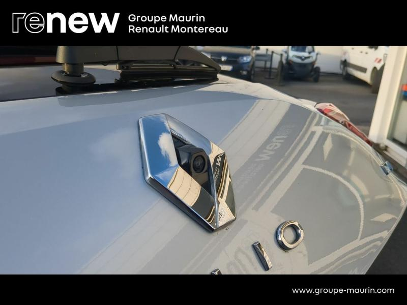 Photo 14 de l’annonce de RENAULT Clio d’occasion à vendre à VARENNES SUR SEINE