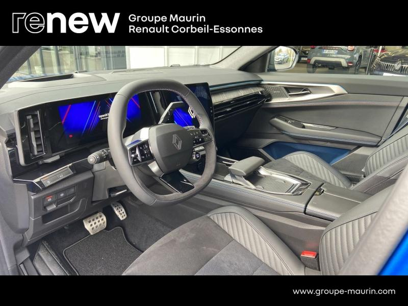 Photo 9 de l’annonce de RENAULT  d’occasion à vendre à CORBEIL-ESSONNES