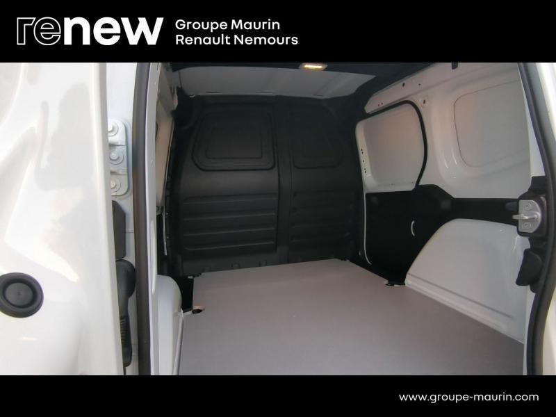 Photo 11 de l’annonce de RENAULT Kangoo Van d’occasion à vendre à SAINT PIERRE LES NEMOURS
