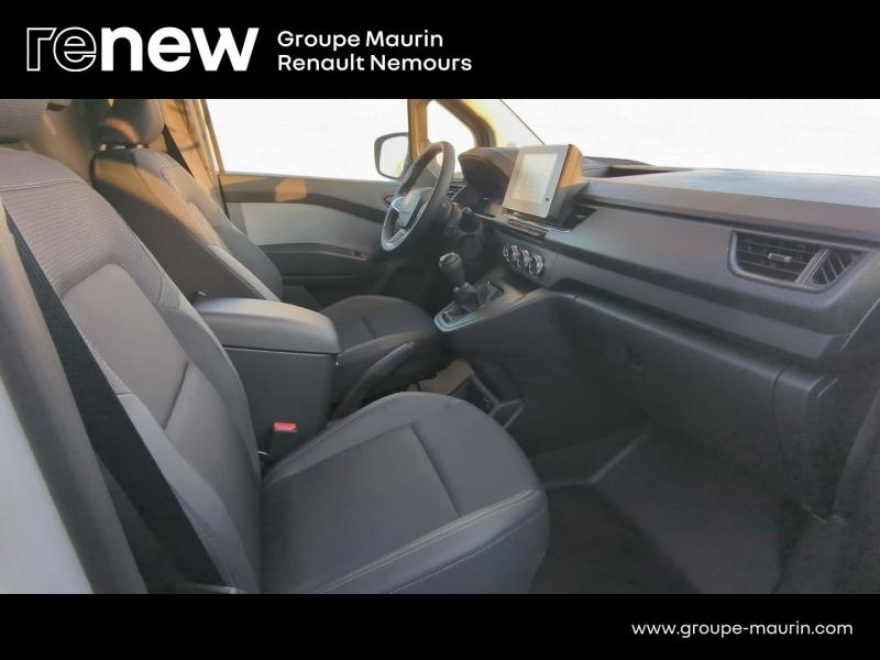 Photo 13 de l’annonce de RENAULT Kangoo Van d’occasion à vendre à SAINT PIERRE LES NEMOURS