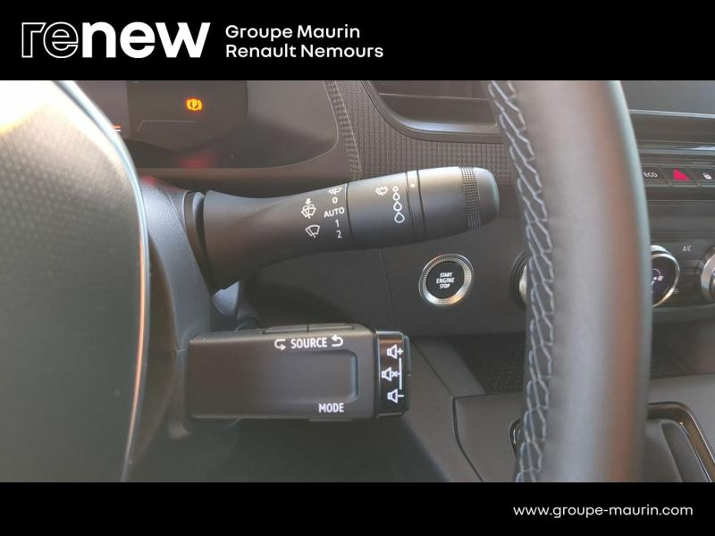 Photo 20 de l’annonce de RENAULT Kangoo Van d’occasion à vendre à SAINT PIERRE LES NEMOURS