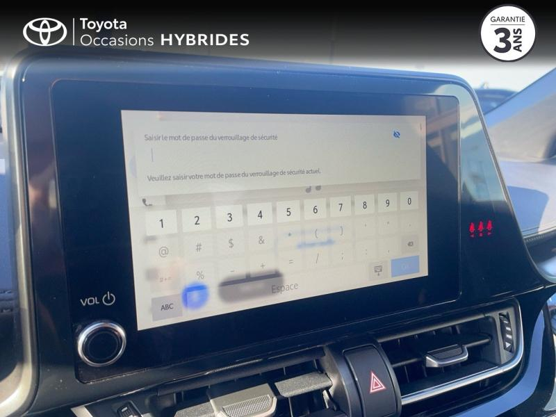 Photo 15 de l’annonce de TOYOTA C-HR d’occasion à vendre à AUBIÈRE