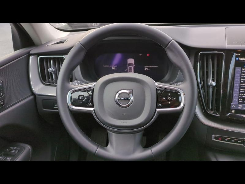 Photo 8 de l’annonce de VOLVO XC60 d’occasion à vendre à GAP