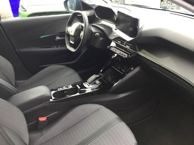 Photo 13 de l’annonce de PEUGEOT 208 d’occasion à vendre à AVIGNON