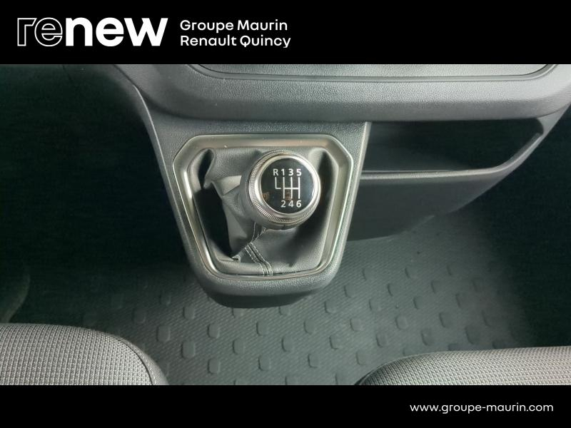 Photo 7 de l’annonce de RENAULT Trafic Fg VUL d’occasion à vendre à QUINCY-SOUS-SÉNART