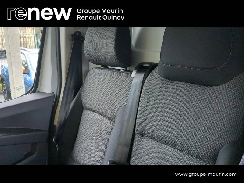 Photo 11 de l’annonce de RENAULT Trafic Fg VUL d’occasion à vendre à QUINCY-SOUS-SÉNART