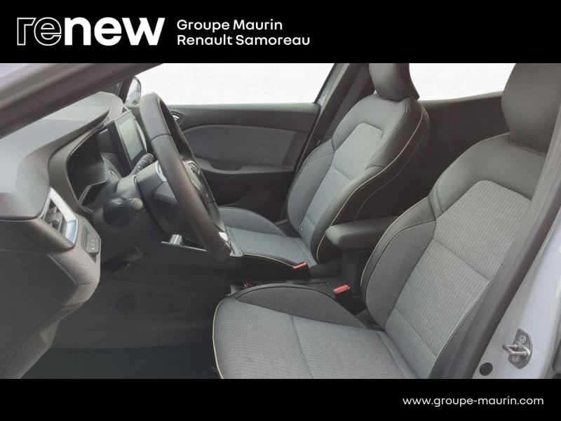 Photo 19 de l’annonce de RENAULT Clio d’occasion à vendre à SAMOREAU