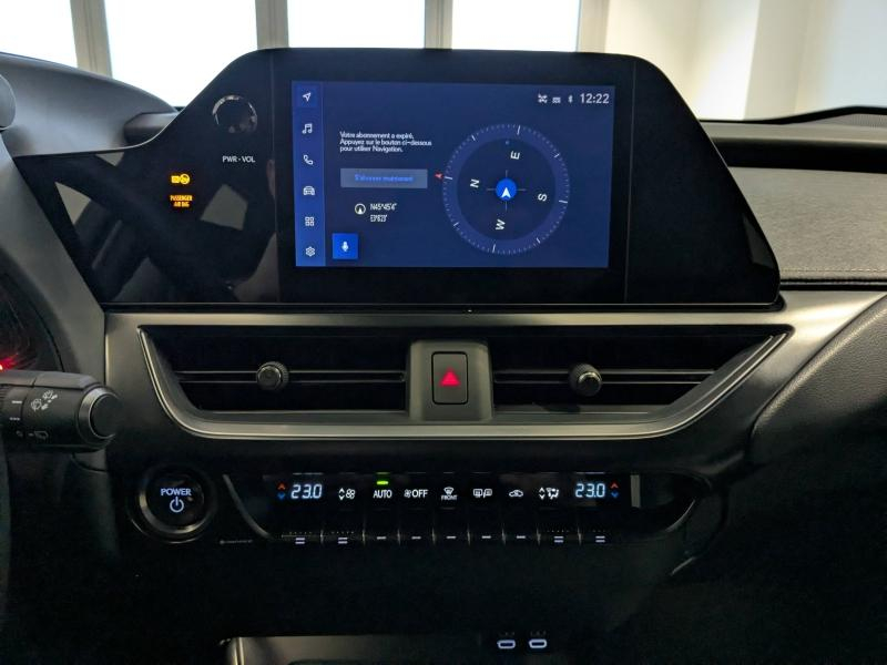 Photo 6 de l’annonce de LEXUS UX d’occasion à vendre à AUBIÈRE