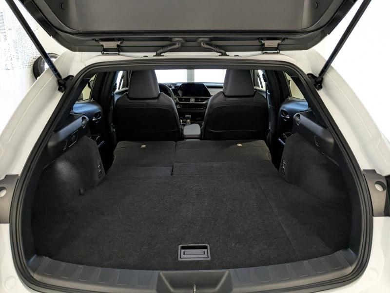 Photo 11 de l’annonce de LEXUS UX d’occasion à vendre à AUBIÈRE