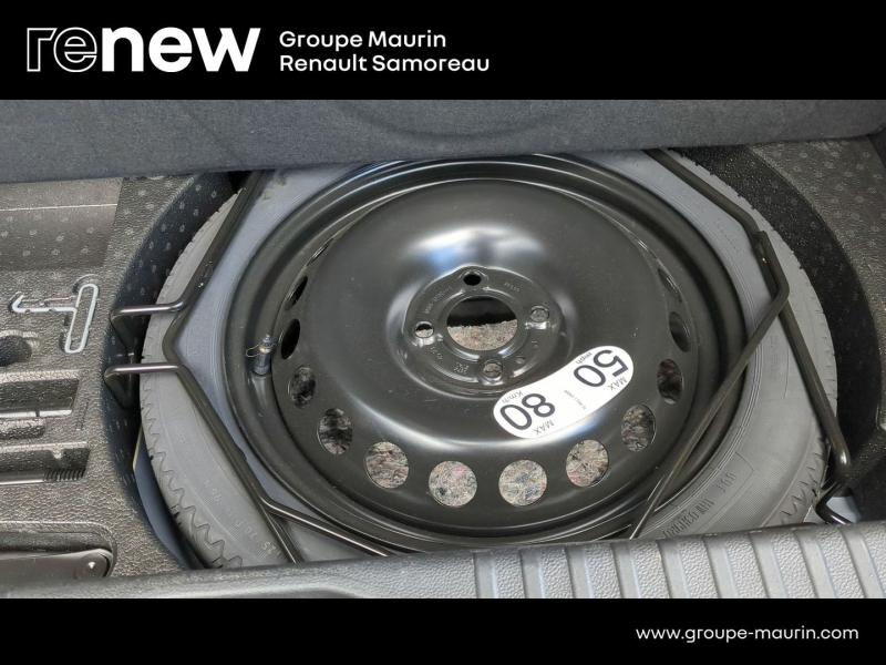 Photo 10 de l’annonce de RENAULT Clio d’occasion à vendre à SAMOREAU