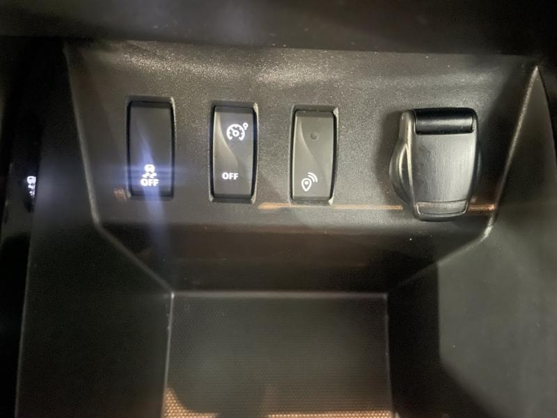 Photo 16 de l’annonce de DACIA Spring d’occasion à vendre à CHENNEVIÈRES-SUR-MARNE