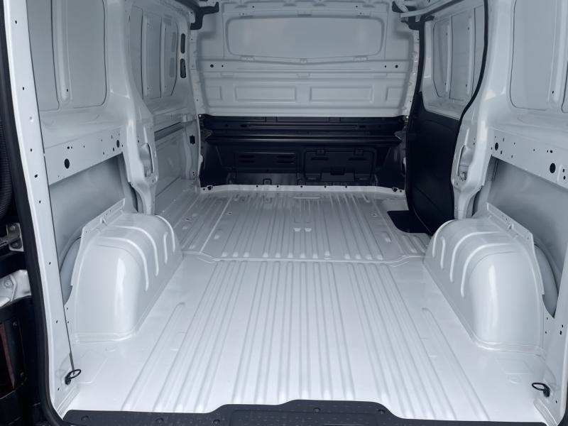 Photo 8 de l’annonce de RENAULT Trafic Fg VUL d’occasion à vendre à CHENNEVIÈRES-SUR-MARNE