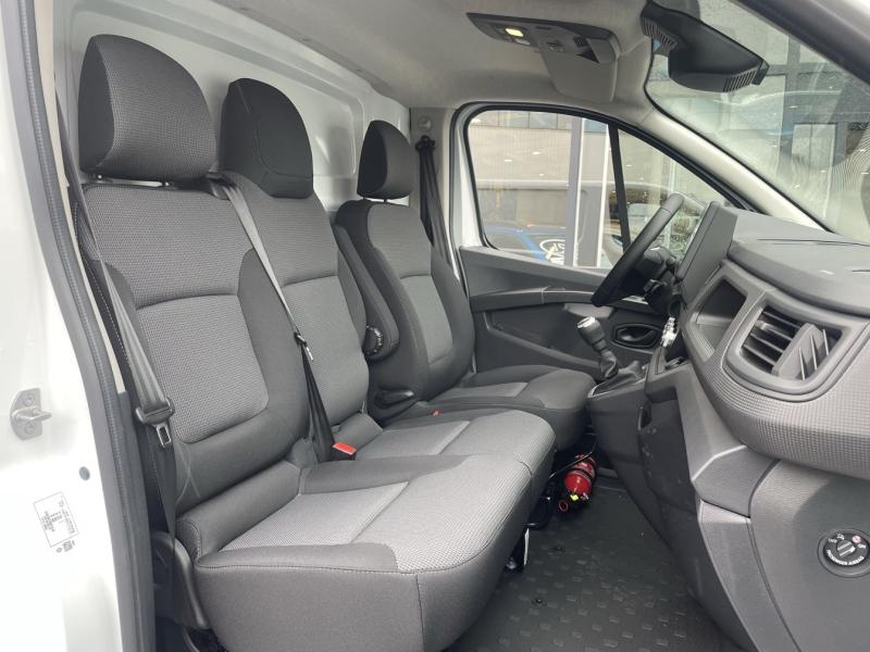 Photo 16 de l’annonce de RENAULT Trafic Fg VUL d’occasion à vendre à CHENNEVIÈRES-SUR-MARNE