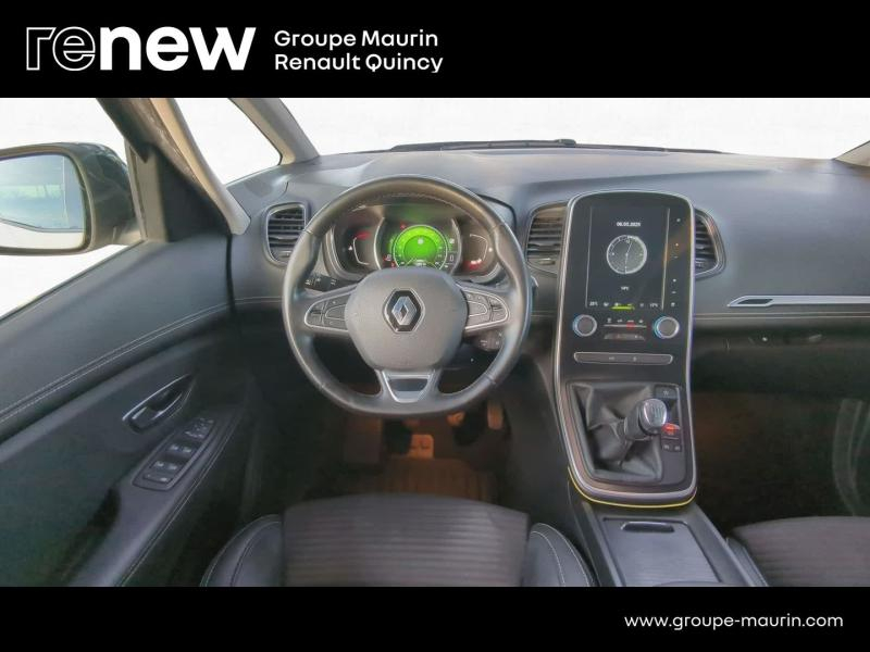 Photo 11 de l’annonce de RENAULT Scenic d’occasion à vendre à QUINCY-SOUS-SÉNART