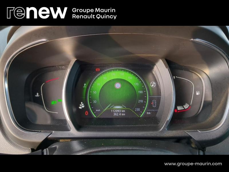 Photo 17 de l’annonce de RENAULT Scenic d’occasion à vendre à QUINCY-SOUS-SÉNART