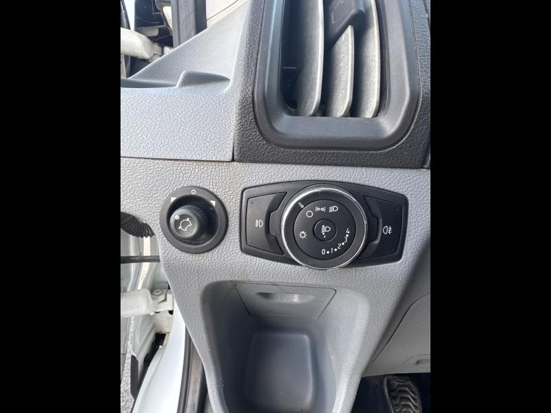 Photo 15 de l’annonce de FORD Transit CCb VUL d’occasion à vendre à TOULON