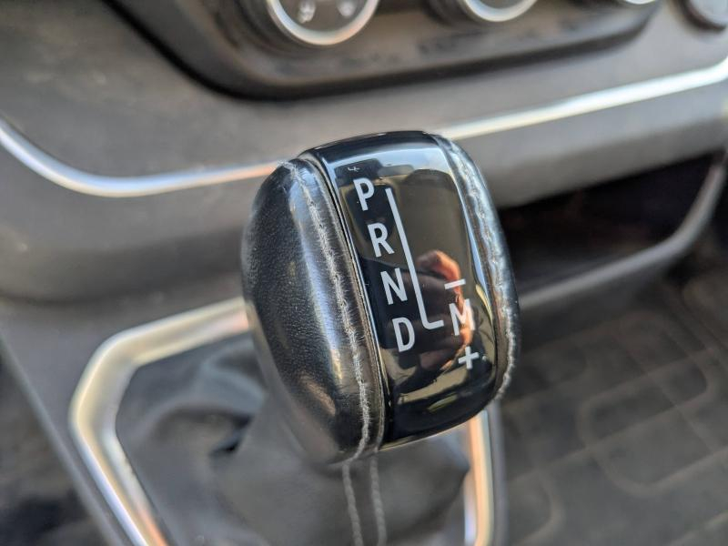 Photo 6 de l’annonce de RENAULT Trafic Fg VUL d’occasion à vendre à VITROLLES