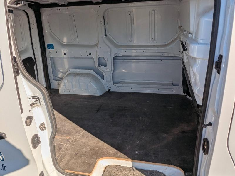 Photo 8 de l’annonce de RENAULT Trafic Fg VUL d’occasion à vendre à VITROLLES
