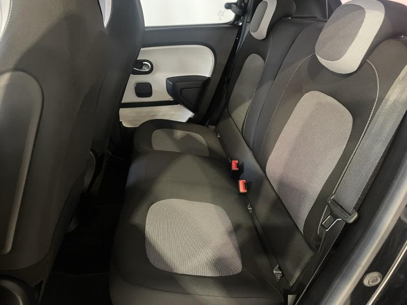 Photo 10 de l’annonce de RENAULT Twingo d’occasion à vendre à CHENNEVIÈRES-SUR-MARNE