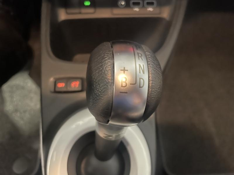 Photo 16 de l’annonce de RENAULT Twingo d’occasion à vendre à CHENNEVIÈRES-SUR-MARNE