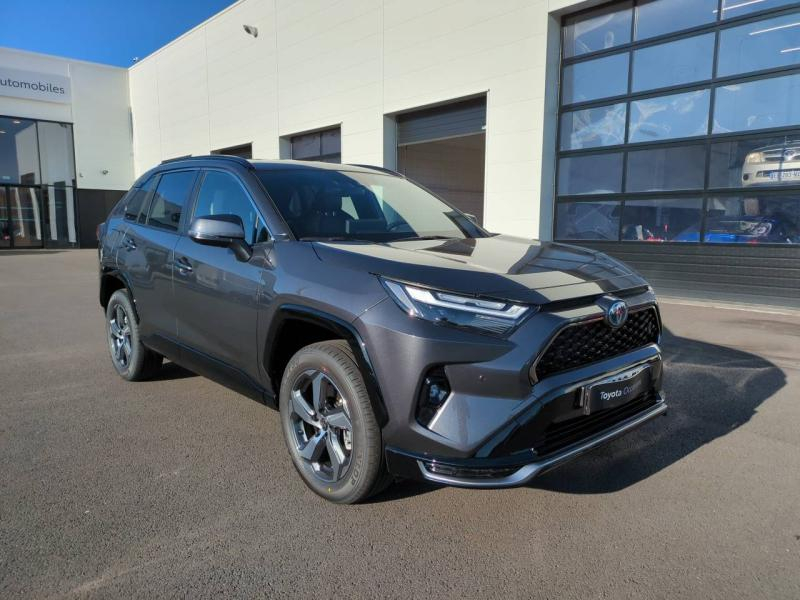 Photo 7 de l’annonce de TOYOTA RAV4 d’occasion à vendre à AUBIÈRE
