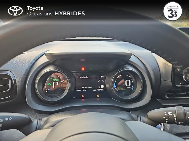Photo 14 de l’annonce de TOYOTA Yaris d’occasion à vendre à SÈTE