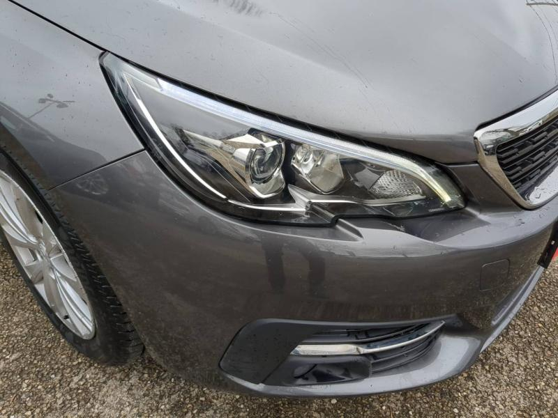 Photo 19 de l’annonce de PEUGEOT 308 d’occasion à vendre à NÎMES