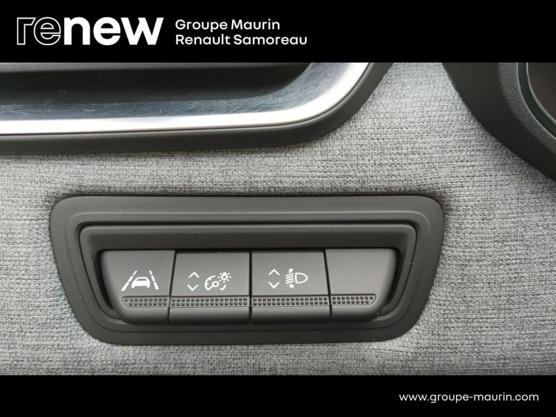 Photo 18 de l’annonce de RENAULT Clio d’occasion à vendre à SAMOREAU